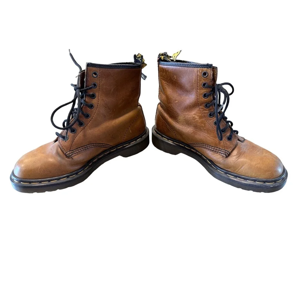 Dr. Martens 1460 Brown Leather 8 Eye Lace Up Combat Boots Mens 6‎ Womens 7
